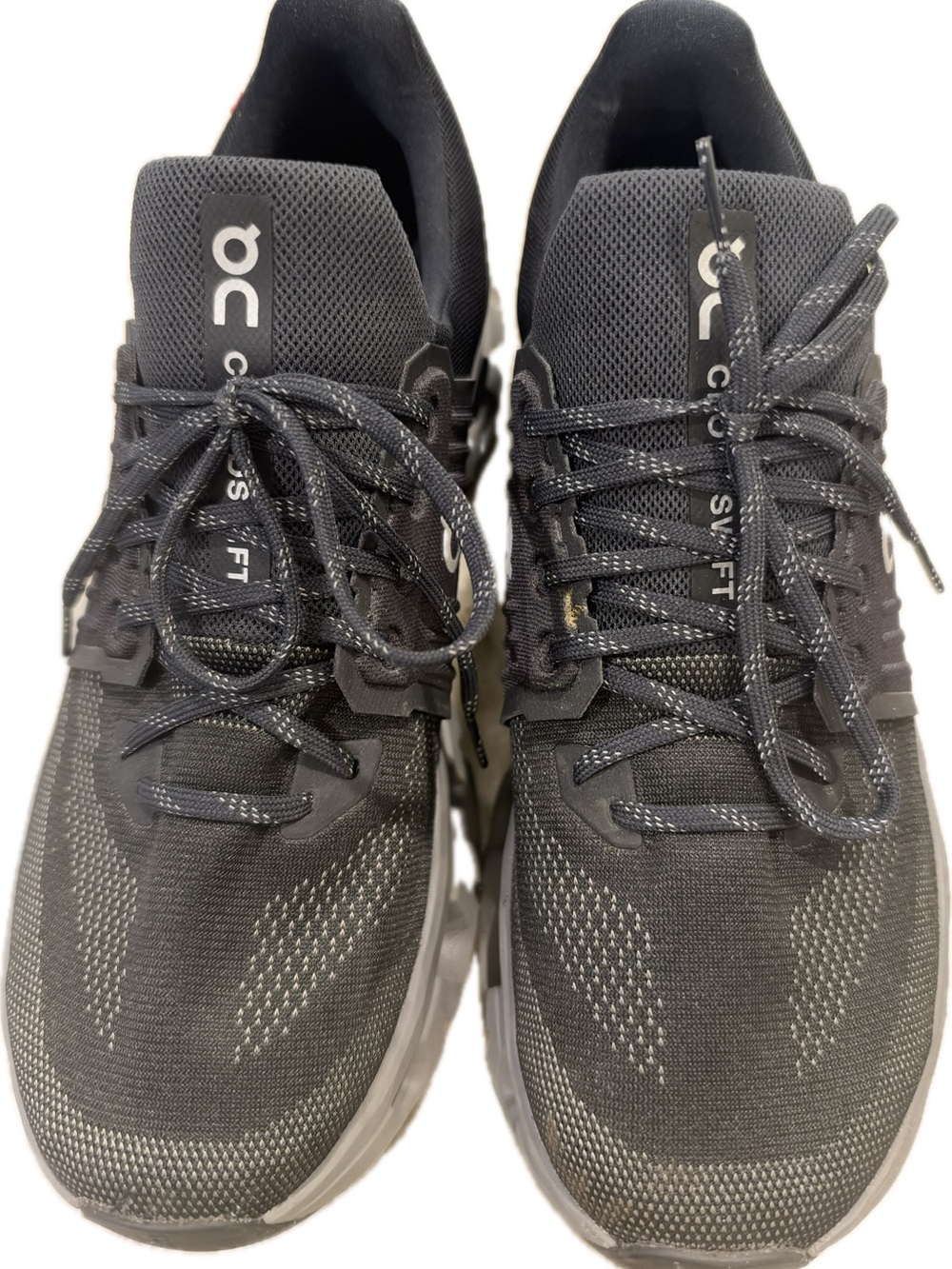 On Running Men's Black and Gray Cloudswift Athletic Shoes
